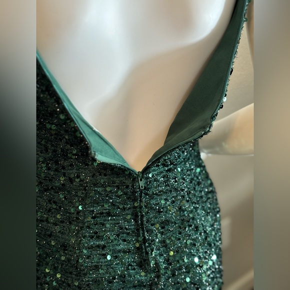 🥳♥️ NWT Dear Moon Green Sequin V-Neck Side Slit Mini Dress - Picture 12 of 12